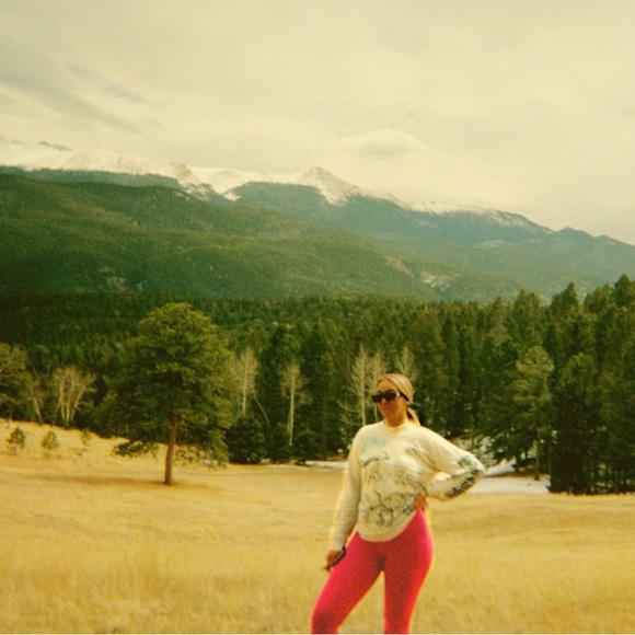 Meet your Posher, Linnea - Picture 3 of 5